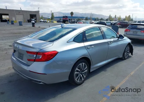 2020 Honda Accord z USA, uszkodzony, nr VIN 1HGCV3F11LA002498